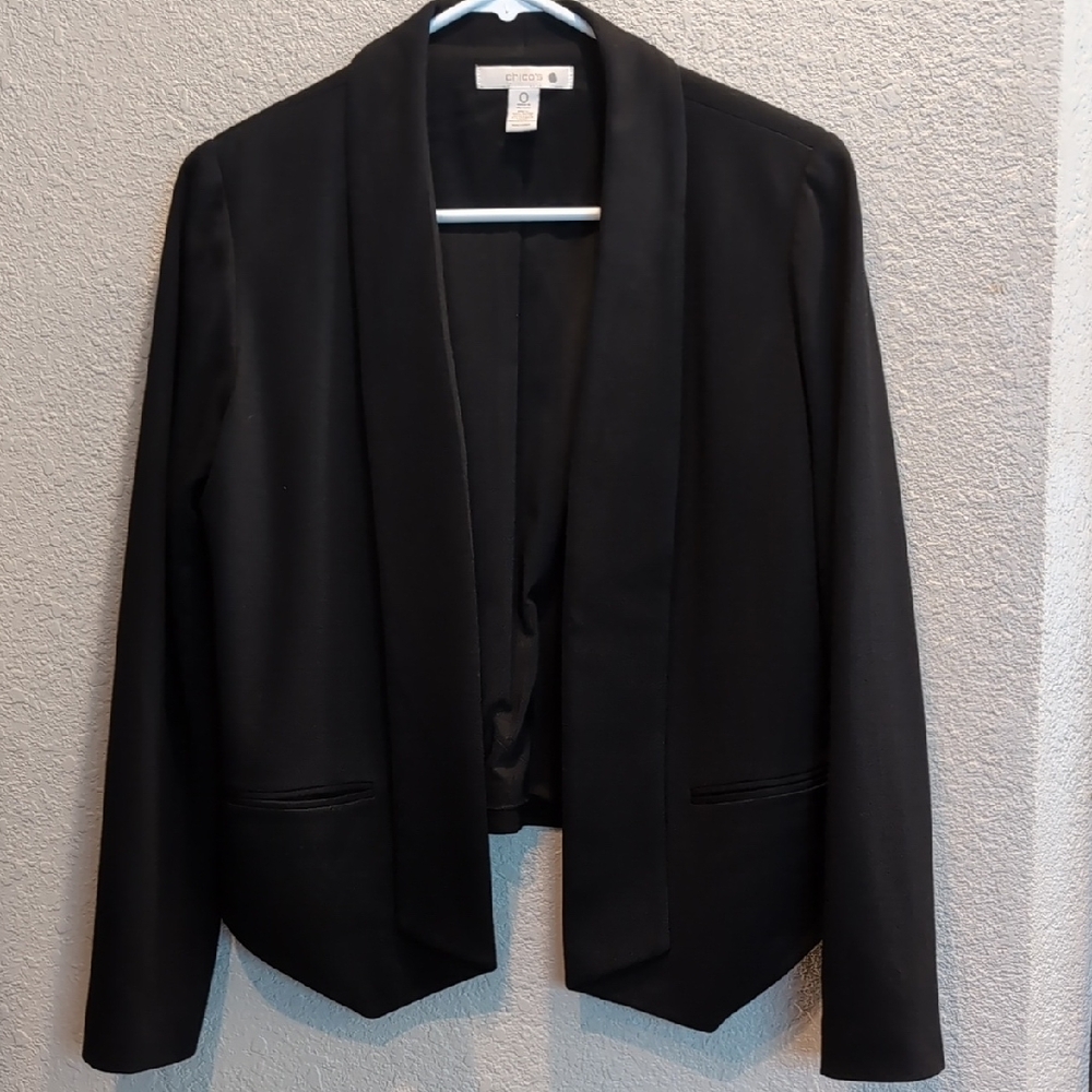 Chico's Size 0. Washable Knit Blazer